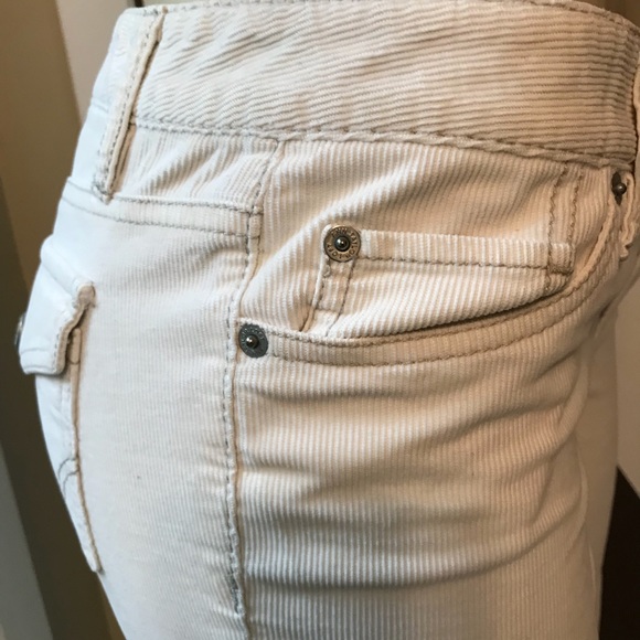 EUC LOFT  SLIM BOOT JEANS 99% cotton 1% Spandex. - Picture 5 of 8